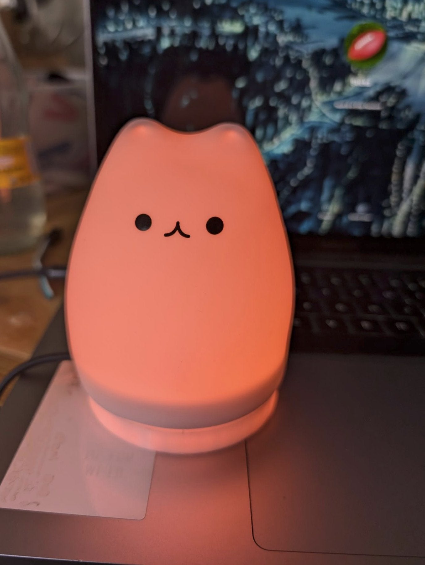 Cyber Monday: Wi-Fi Connected "Purrsheen" Cat Lamp Kit